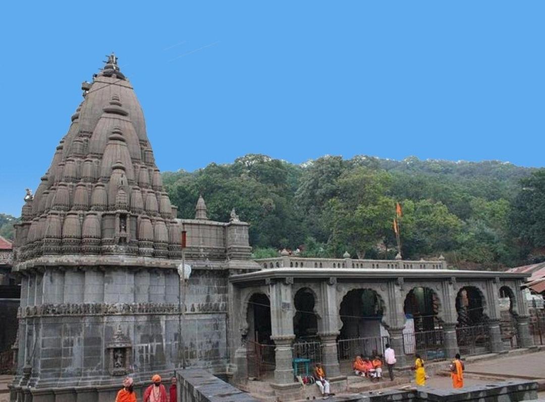 Bhimashankar Temple and darshan route